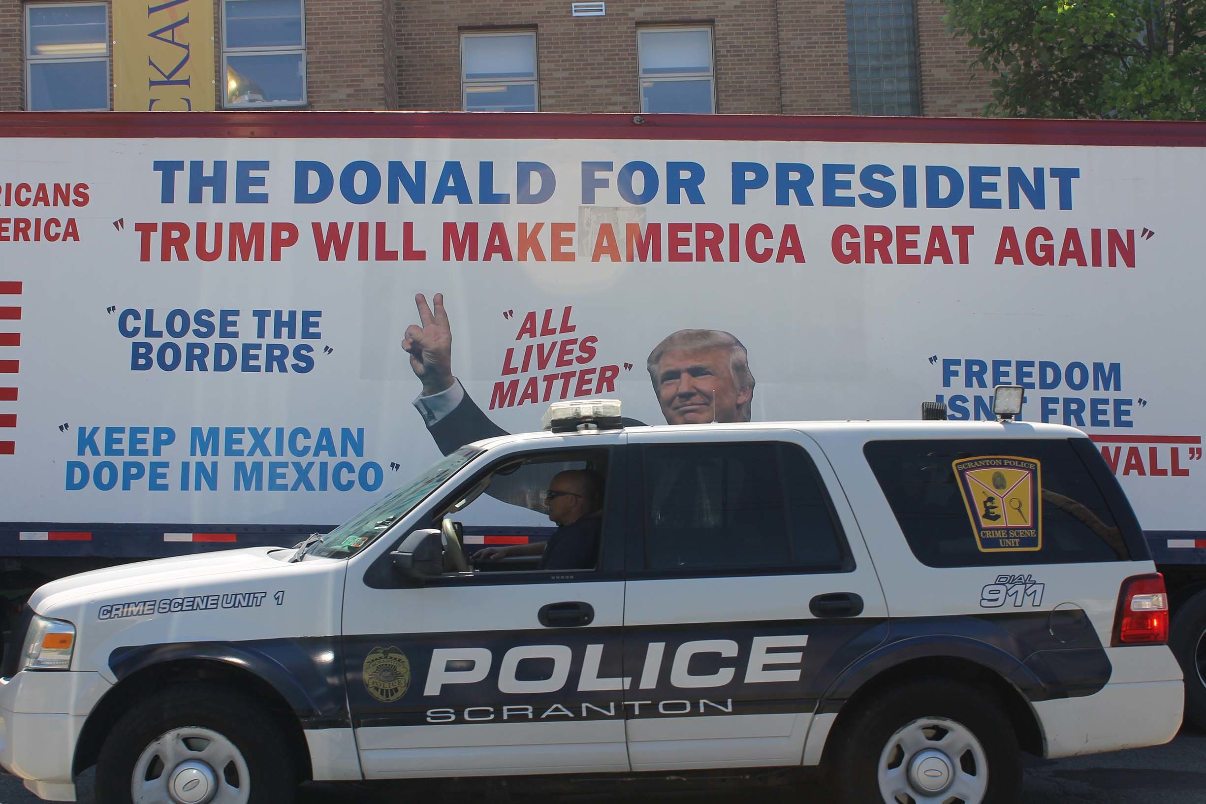 Trump ad in Scranton, via Vera