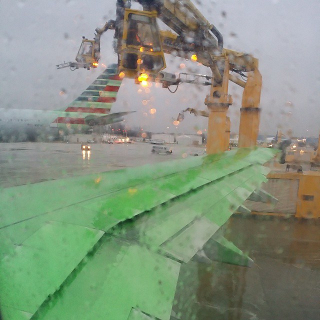 airplane deicing