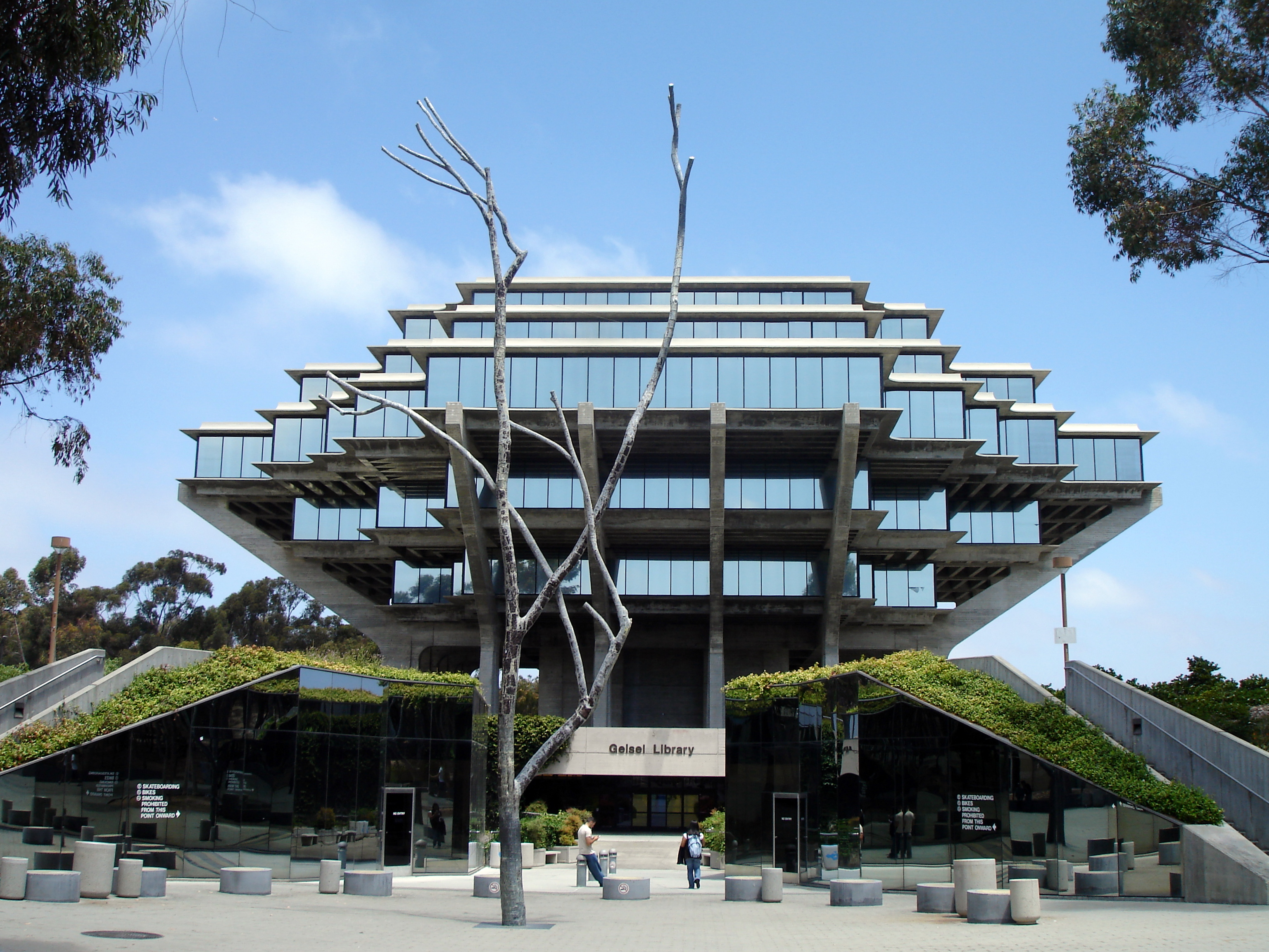 Geisel Library at UCSD