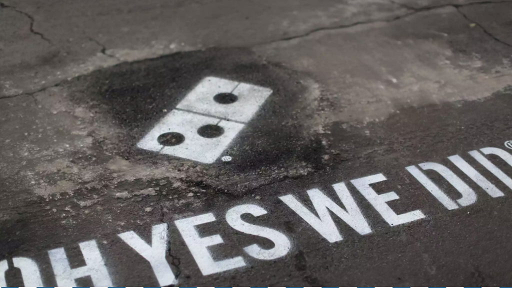 Dominos pavement