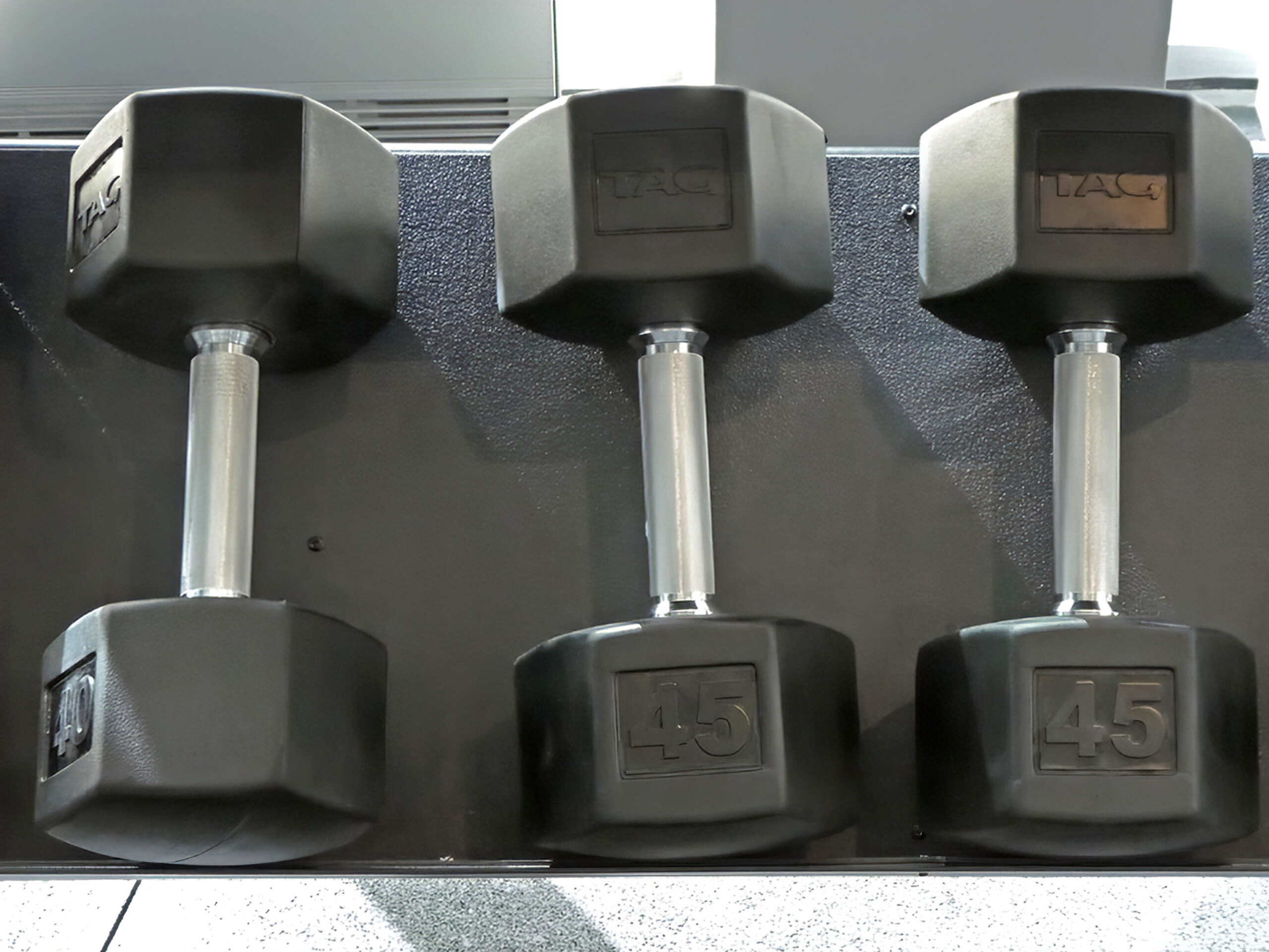 dumbbells_atelier_tee