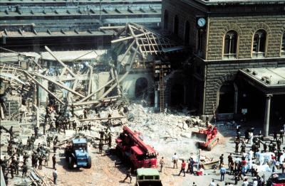 Strage di bologna - By Beppe Briguglio, Patrizia Pulga, Medardo Pedrini, Marco Vaccari - www.stragi.it/, CC BY-SA 3.0, https://commons.wikimedia.org/w/index.php?curid=301978