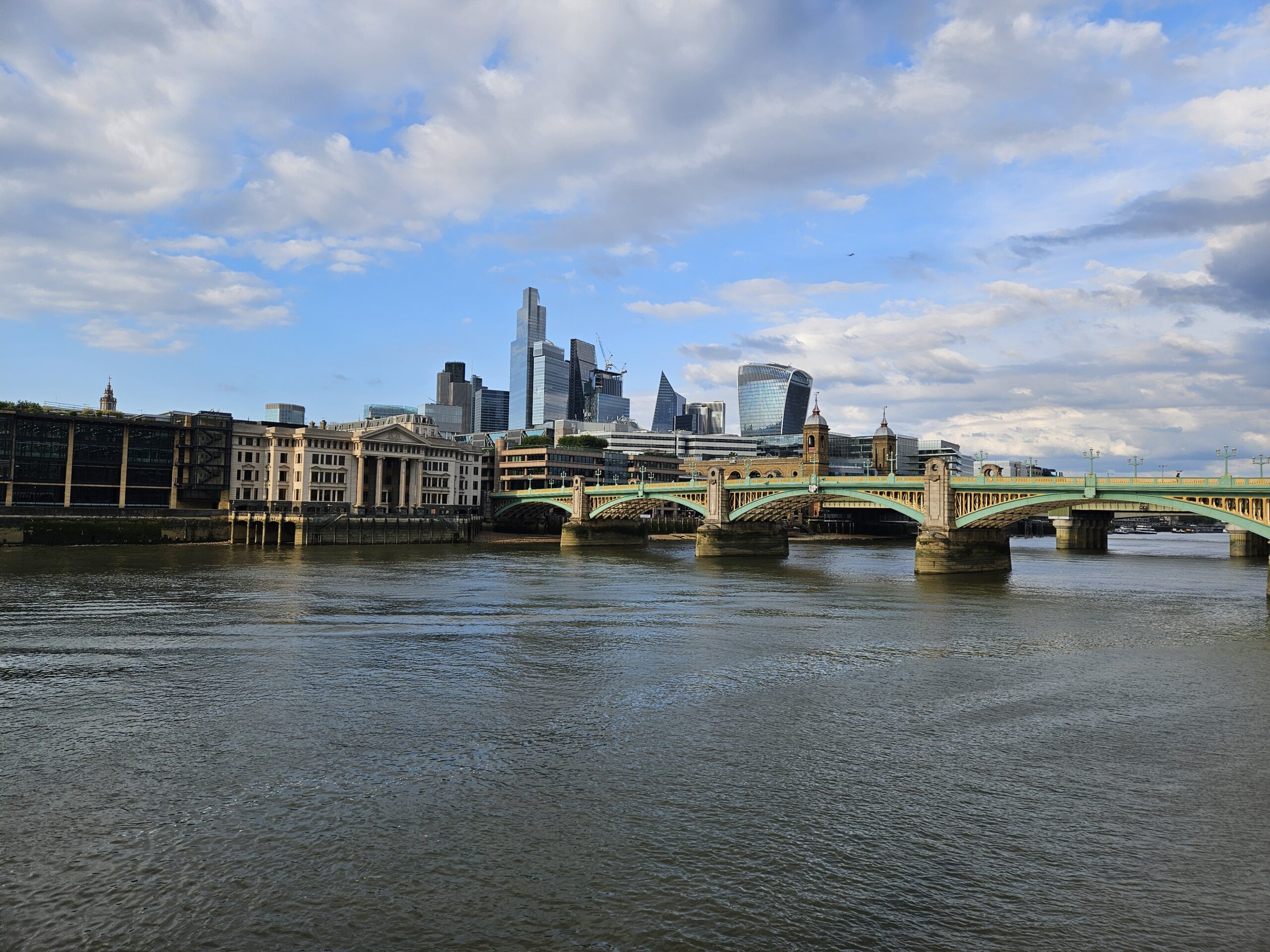 London looking across the Thames with bridge